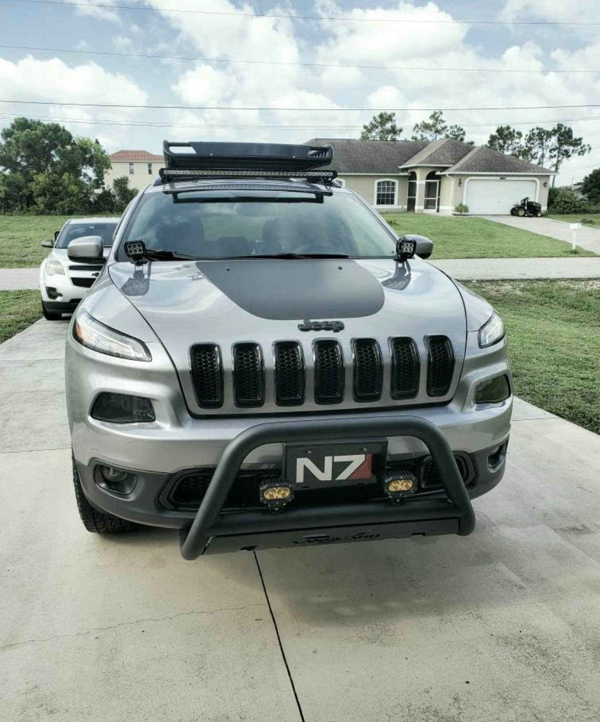 MATTE BLACK - 2014-2018 Jeep Cherokee Trailhawk Front Hood Graphic Decal Blackout